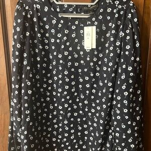 Banana Republic Floral Navy and White/light blue Blouse